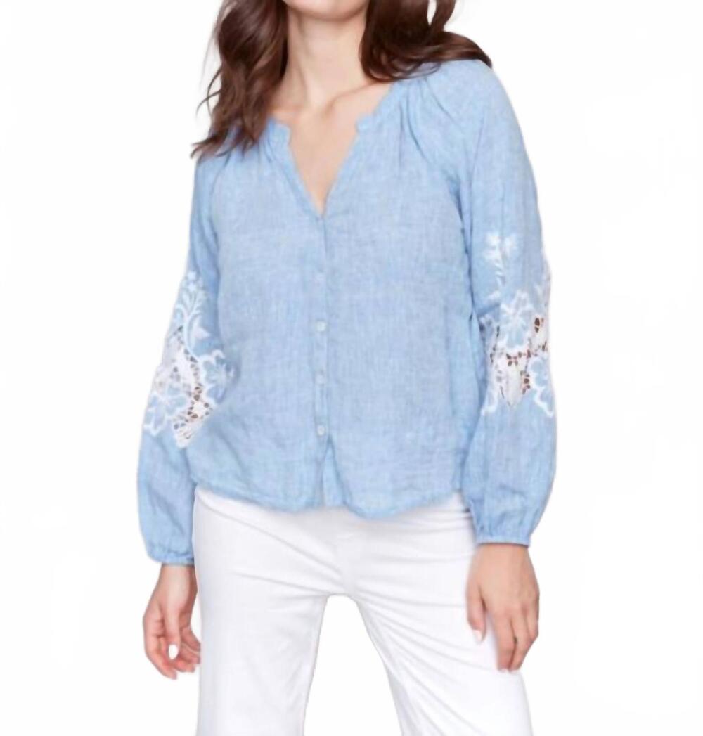 NEW CHARLIE B cotton-linen button-front blouse with embroidery in light blue